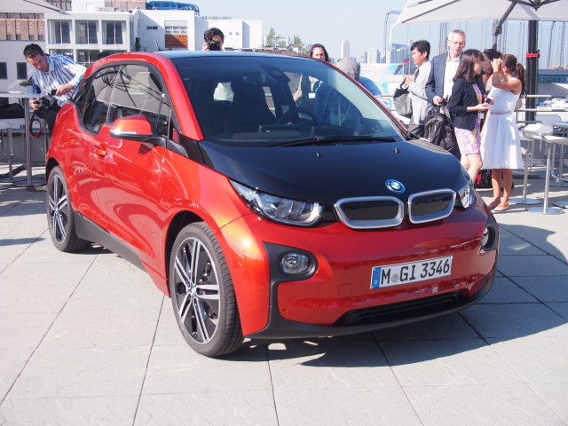 BMW i3 фото