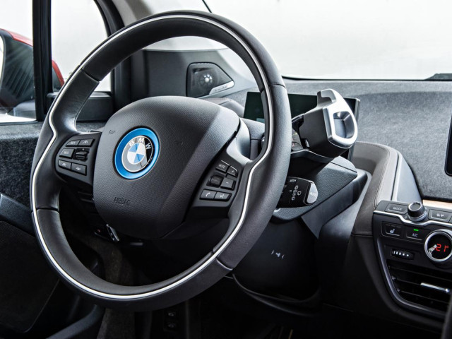 BMW i3 фото