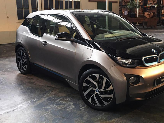 BMW i3 фото