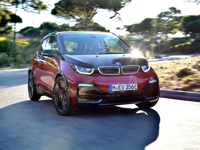 BMW i3 фото