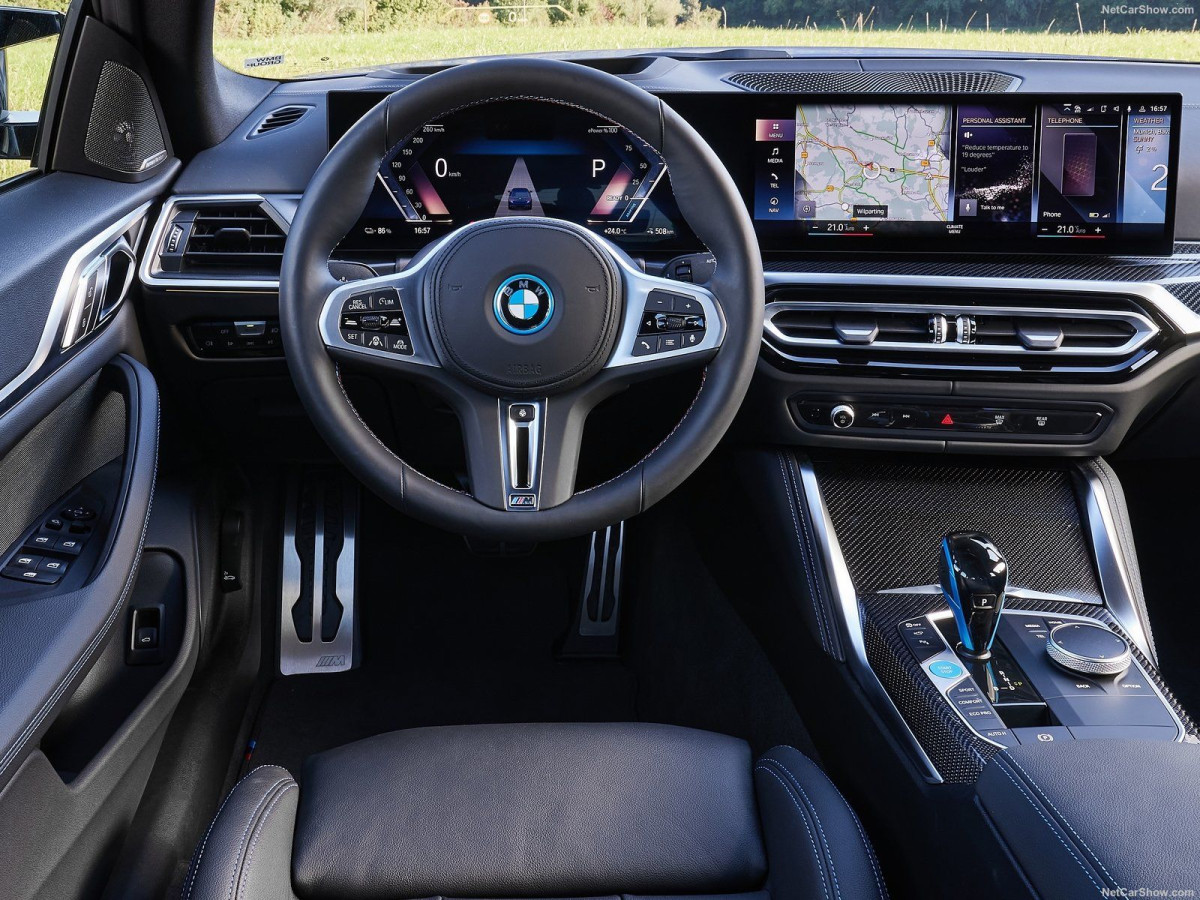 BMW i4 фото 209305