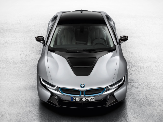 BMW i8 фото