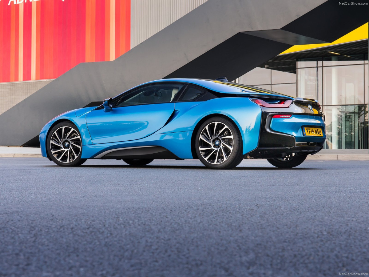 BMW i8 фото 130363