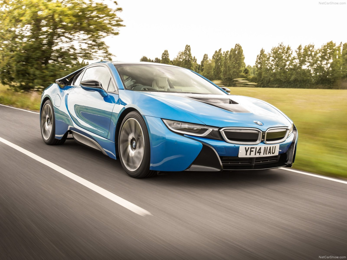 BMW i8 фото 130375