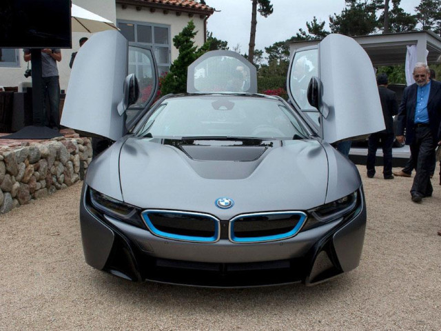 BMW i8 фото