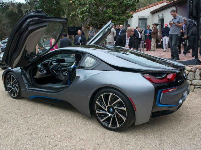 BMW i8 фото