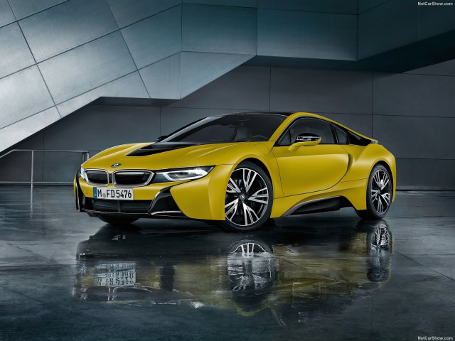 BMW i8 фото