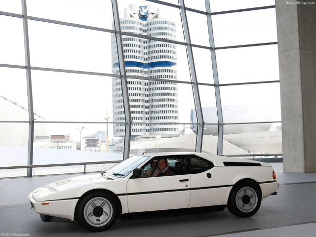 BMW M1 фото