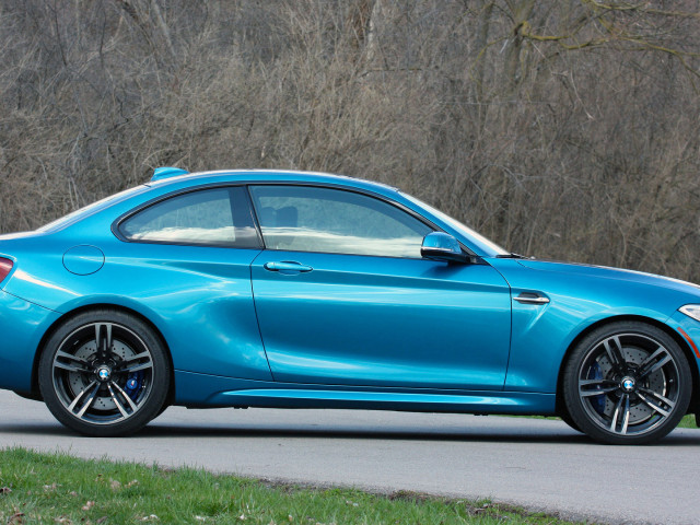 BMW M2 фото