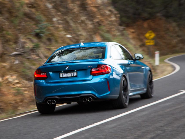 BMW M2 фото