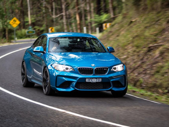 BMW M2 фото