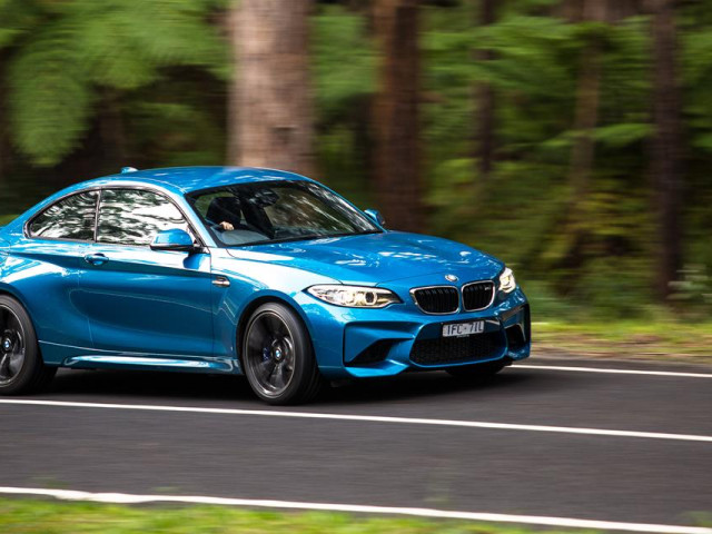 BMW M2 фото