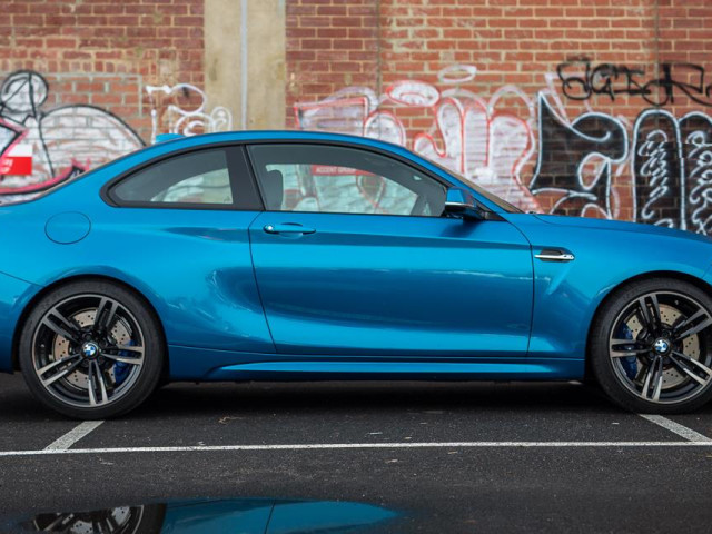 BMW M2 фото