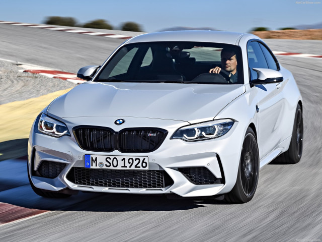 BMW M2 фото