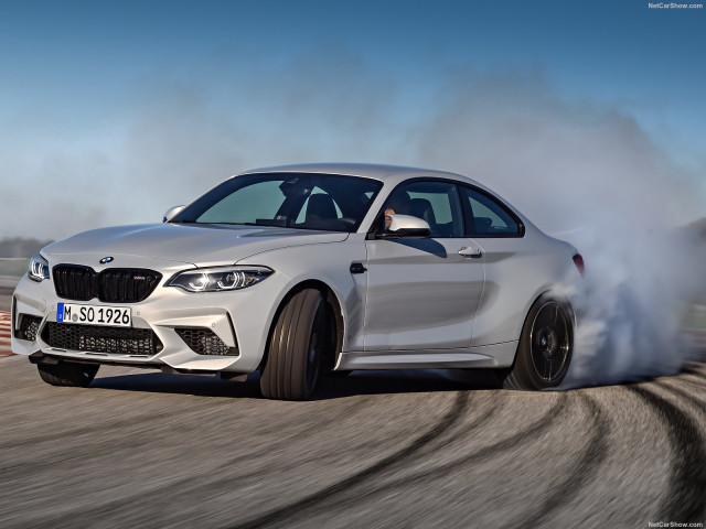 BMW M2 фото