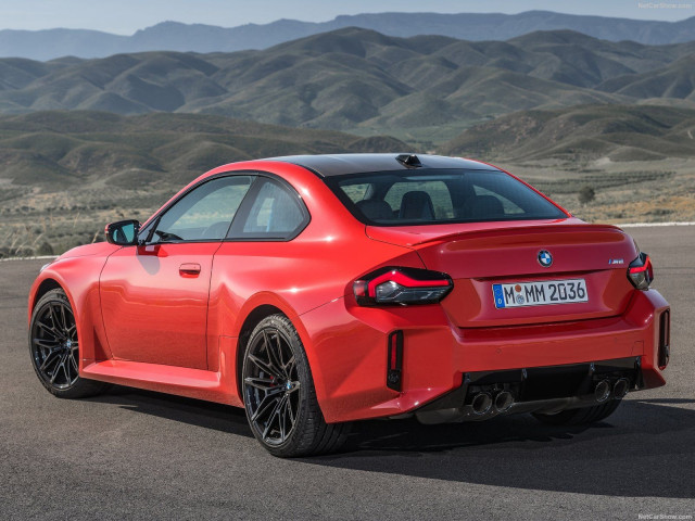 BMW M2 фото