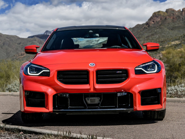 BMW M2 фото