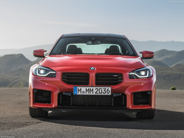 BMW M2 фото