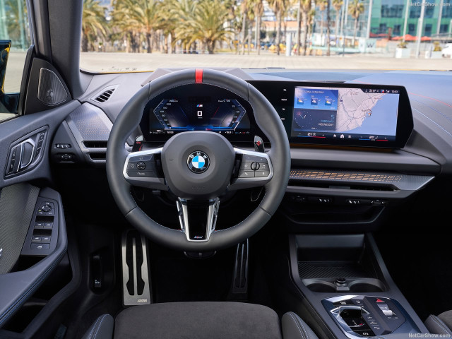 BMW M2 фото