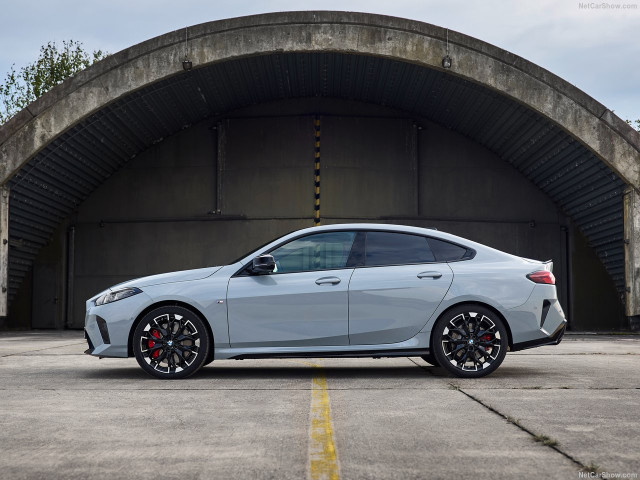 BMW M2 фото