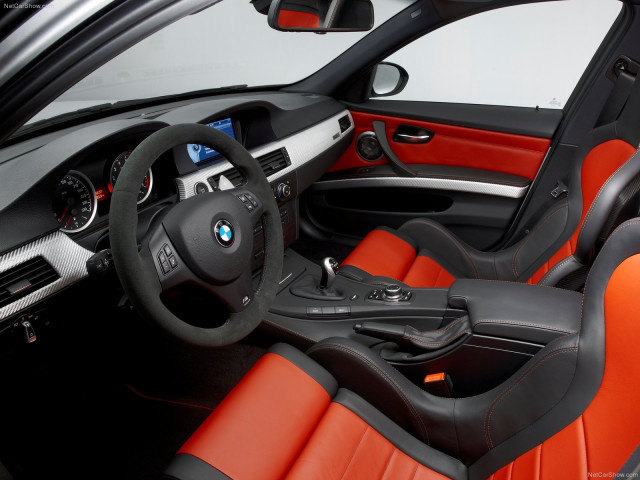 BMW M3 CRT фото