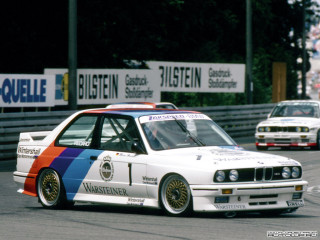 BMW M3 DTM фото