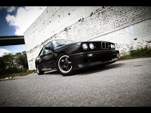 BMW M3 E30 фото