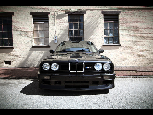 BMW M3 E30 фото