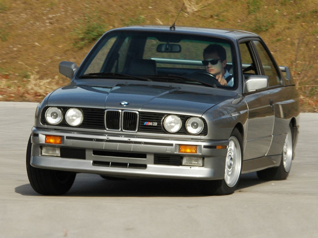 BMW M3 E30 фото