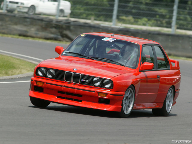 BMW M3 E30 фото