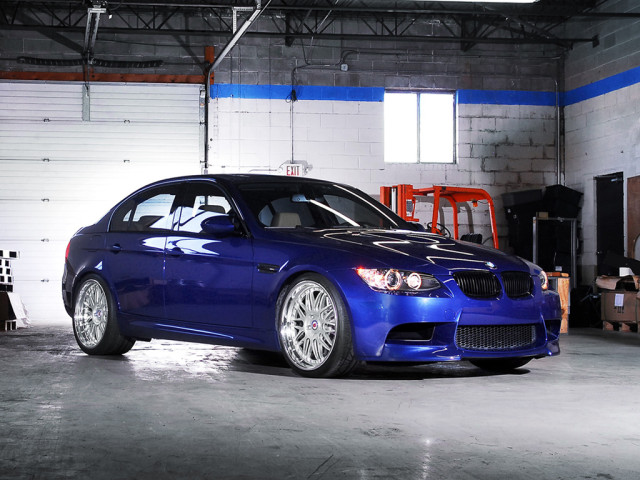 BMW M3 E90 Sedan фото
