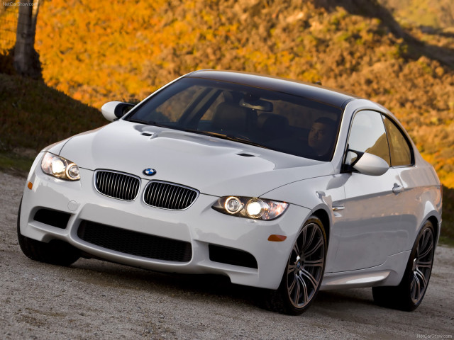 BMW M3 E92 Coupe фото