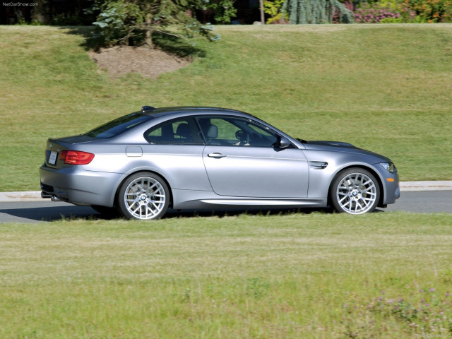 BMW M3 E92 Coupe фото