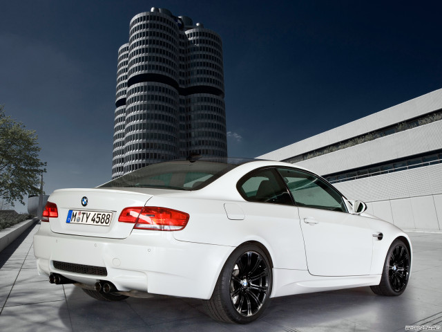 BMW M3 E92 Coupe фото