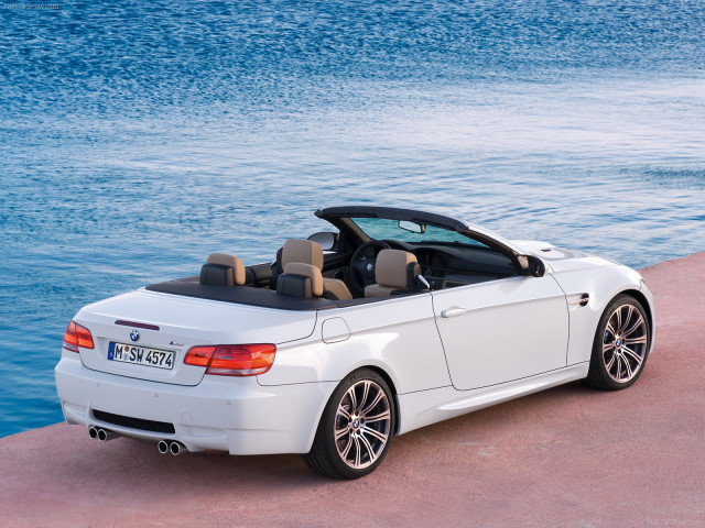 BMW M3 E93 Convertible фото