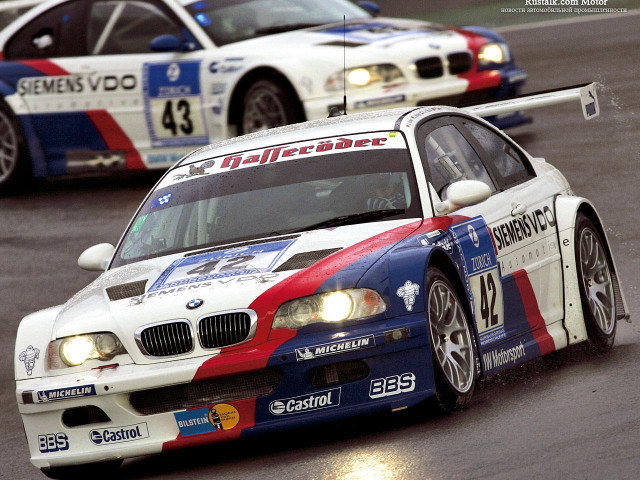 BMW M3 GTR фото