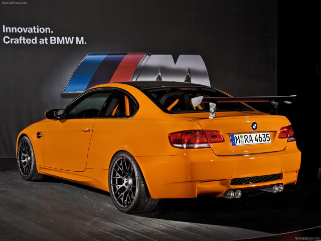 BMW M3 GTS фото