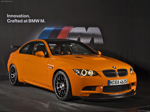 BMW M3 GTS фото