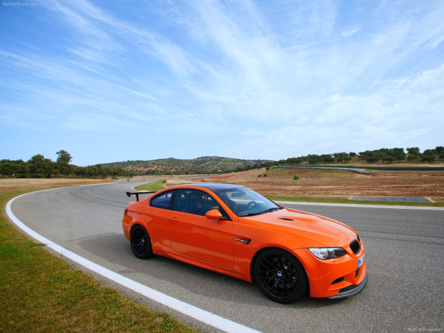 BMW M3 GTS фото