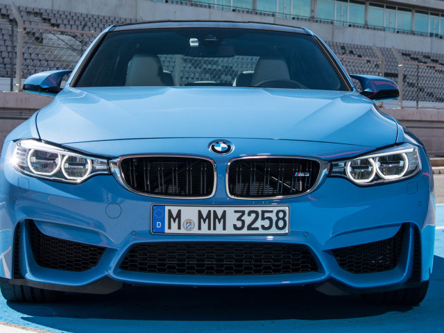 BMW M3 фото