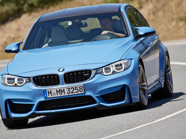 BMW M3 фото