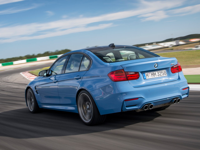BMW M3 фото