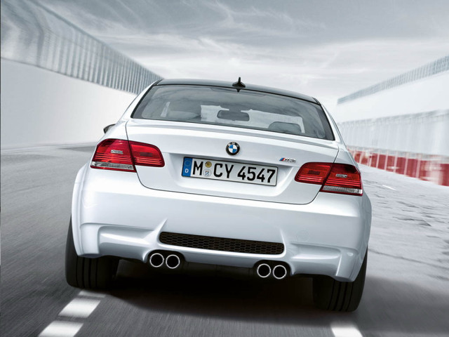 BMW M3 фото