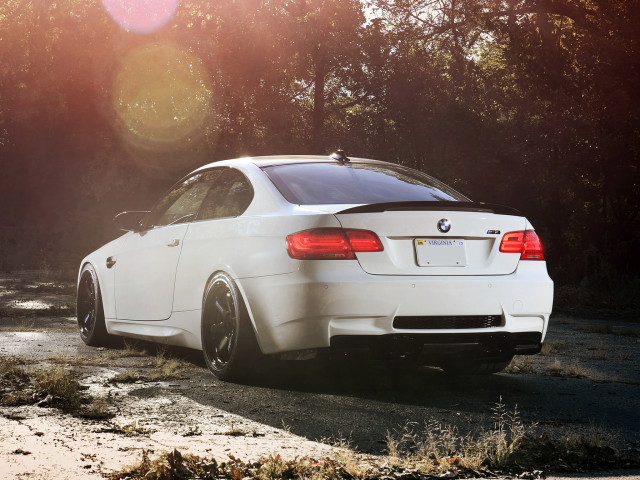 BMW M3 фото