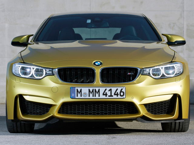 BMW M4 Coupe фото