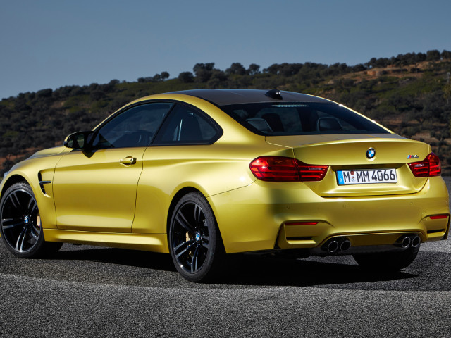 BMW M4 Coupe фото