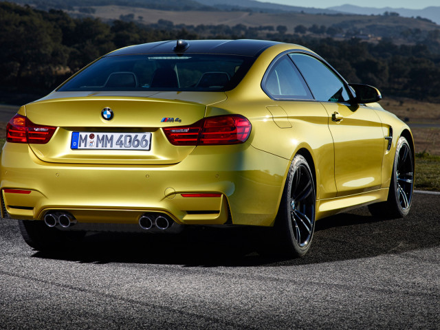 BMW M4 Coupe фото