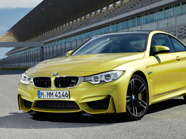 BMW M4 Coupe фото