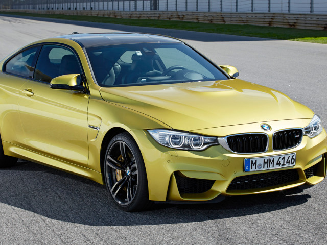 BMW M4 Coupe фото