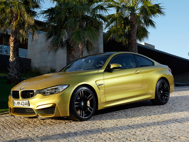 BMW M4 Coupe фото